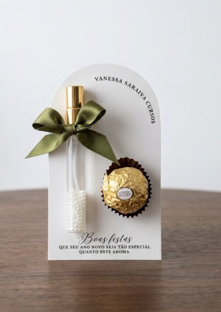 عطر مع فيريرو
